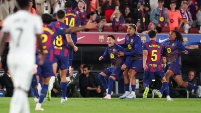 El Clasico'yu kazanan Barcelona, LaLiga'da şampiyon