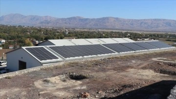 Elazığ'da enerjisini GES'ten sağlayan fabrika ihtiyaç fazlası elektriği satıyor