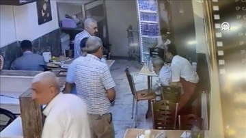 Elazığ'da lokantada soluk borusuna yemek kaçan müşteri Heimlich manevrasıyla kurtarıldı