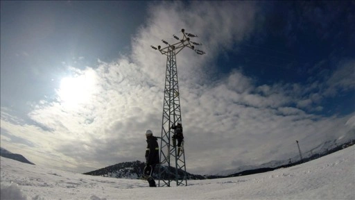 Elektrik iletim hatlarında kış hazırlıkları hızlandı