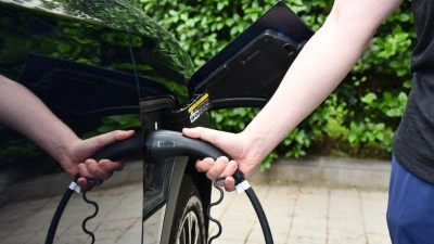 Elektrikli ara&ccedil; şarjında t&uuml;m zamanların t&uuml;ketim rekoru kırıldı