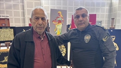 Emekli emniyet m&uuml;d&uuml;r&uuml; ve oğlu &ccedil;avdar sapıyla sanatsal eserler ortaya koyuyor