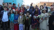Emine Erdoğan&#039;dan Pakistan&#039;daki Maarif Okuluna ziyaret