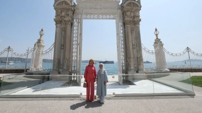 Emine Erdoğan, Krali&ccedil;e Mathilde'yi Dolmabah&ccedil;e Sarayı'nda ağırladığı g&ouml;r&uuml;nt&uuml;leri paylaştı