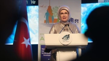 Emine Erdoğan: Sıfır Atık Mavi projemizle mavi vatanı kirlilikten arındırıyoruz