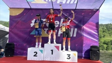 Emine Irmak Sezer, Balkan Dağ Bisikleti Şampiyonası'nda gençlerde 3. oldu