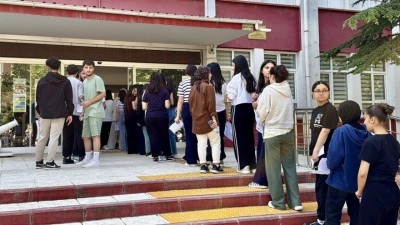 Emniyetten YKS dolayısıyla gereksiz korna kullanılmaması uyarısı