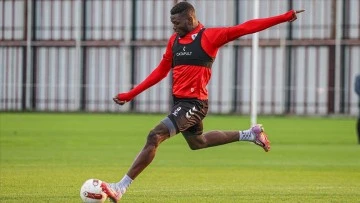 En b&uuml;y&uuml;k hedefimiz ligde kalmak