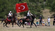 'En eski Türk savaş oyunu'nu yaşatıyorlar