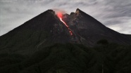 Endonezya'da Merapi Yanardağı'nda son 24 saatte 3 patlama odu