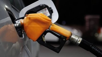 Enflasyonla m&uuml;cadelenin desteklenmesi i&ccedil;in motorine kademeli &Ouml;TV uygulanacak