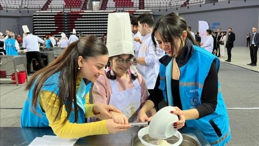 "Engel Tanımayan Şefler" Antalya'da buluştu