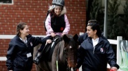 Engelli çocuklar için 'atla terapi merkezi' açıldı