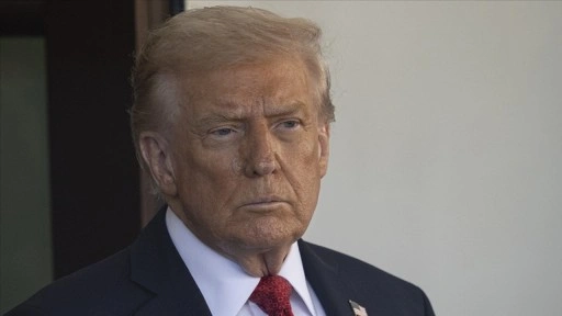 Epstein belgelerinde Trump'ın u&ccedil;uş kayıtları ve "sahte" i&ccedil;erikler dikkati &ccedil;ekti