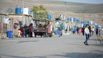 Erbil'deki sığınmacı kampında kalan Suriyeliler yeni yıla yokluk içinde buruk giriyor