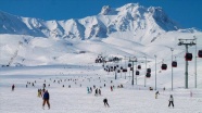 Erciyes Kayak Merkezi &#039;en iyi kayak merkezleri&#039; yarışmasında ikinci turda