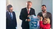 Erdoğan milli sporcu Çam ile bir araya geldi