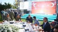 Erdoğan şehit aileleri ve askerlerle iftarda buluştu