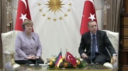Erdoğan ve Merkel ortak basın toplantısı düzenledi