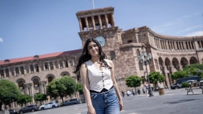 Ermenistanlı gen&ccedil; Varderesyan: Paşinyan'ın yeniden se&ccedil;ilmesi barış i&ccedil;in &ouml;nemli bir adım