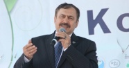 Bakan Eroğlu: CHP’li belediyelerin yapmadığı tesislerden suçlanıyoruz!