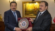 Eroğlu Suudi Arabistan'ın Ankara Büyükelçisi ile görüştü