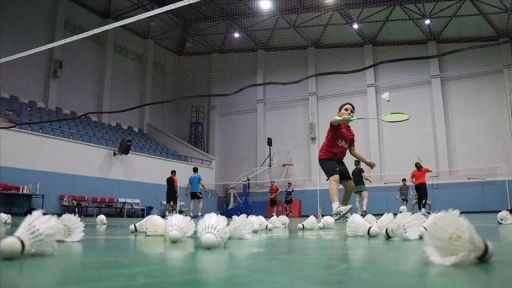 Erzincan, yetiştirdiği milli sporcularla badmintondaki başarı &ccedil;ıtasını y&uuml;kseltiyor
