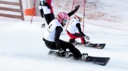 Erzurum'da Uluslararası Snowboard Büyük Slalom Yarışları başladı
