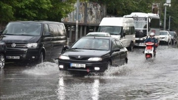 Erzurum, Kars, Ağrı, Ardahan ve Artvin'de gök gürültülü sağanak bekleniyor