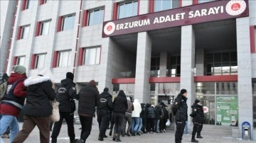 Erzurum merkezli 'Sibergöz-20' operasyonunda yakalanan 71 zanlı adliyede