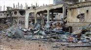 Esed rejimi, Suriye&#039;nin güneyindeki Dera kent merkezini tank atışlarıyla hedef aldı