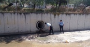 Esenyurt’ta polisten kaçan hırsız kanalizasyon borusuna saklandı