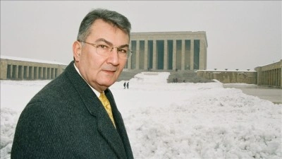 CHP eski Genel Başkanı Deniz Baykal'ın vefatının &uuml;zerinden 3 yıl ge&ccedil;ti
