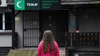 Eski eşinin s&uuml;r&uuml;klediği uyuşturucu batağından YEDAM'la kurtuldu