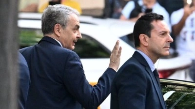 Eski İspanya Başbakanı Zapatero sanık olarak mahkemede ifade verdi