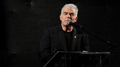 İsrail eski Başbakanı Lapid, ABD-İran anlaşmasıyla İsrail'in savaş hedeflerine ulaşamayacağını s&ouml;yledi