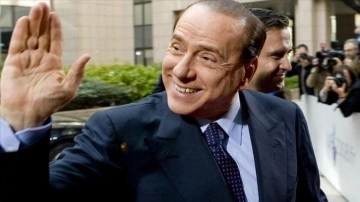 Eski İtalya Başbakanı Berlusconi'nin vasiyetnamesi açıklandı
