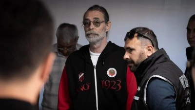 Etimesgut Belediye Başkanı Beşik&ccedil;ioğlu'nun da aralarında bulunduğu 40 ş&uuml;pheli tutuklandı