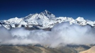 Everest&#039;e tırmanan 2 dağcı öldü