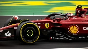 F1 Belçika Grand Prix'sinde 'pole' pozisyonu Carlos Sainz'ın