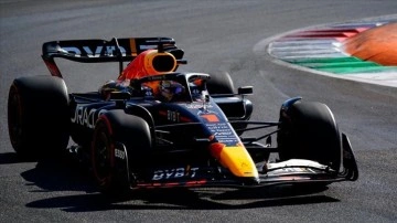 F1 İtalya Grand Prix'sini kazanan Verstappen, peş peşe 5. galibiyetini aldı