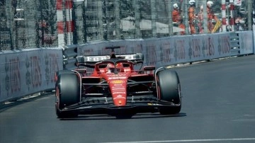 F1'de Norris'i engelleyen Ferrari pilotu Leclerc'e üç sıra ceza