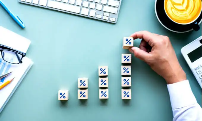 Faiz belasından kurtuluş! -Selim &Ccedil;oraklı yazdı-