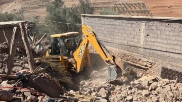 Fas’ta deprem bölgelerine iş makinalarının sevki devam ediyor
