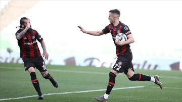 Fatih Karagümrük, Giresunspor'u 2-1 mağlup etti