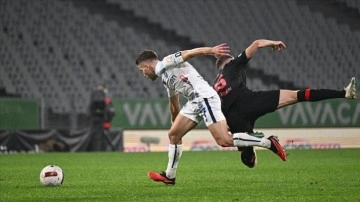 Fatih Karagümrük, sahasında Adana Demirspor'u 2-0 yendi