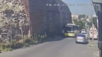 Fatih'te İETT otobüsünün çarptığı kişi yaralandı
