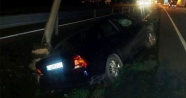 Fatsa’da otomobil refüje çarptı: 6 yaralı