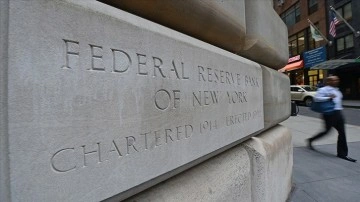 Fed'in Bej Kitabı ekonomik faaliyetin mayıs sonundan bu yana "biraz arttığını" göster