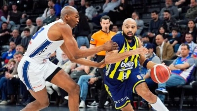 Fenerbah&ccedil;e Beko, Anadolu Efes'i 89-73 mağlup etti